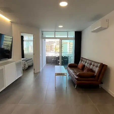 Apartamento Reformado Cerca De La Playa Y El Yumbo *