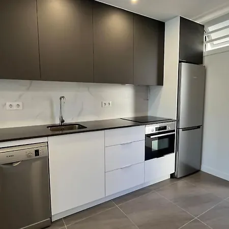 Apartamento Reformado Cerca De La Playa Y El Yumbo *